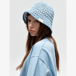 COLOR BLOCK CROCHET BUCKET HAT