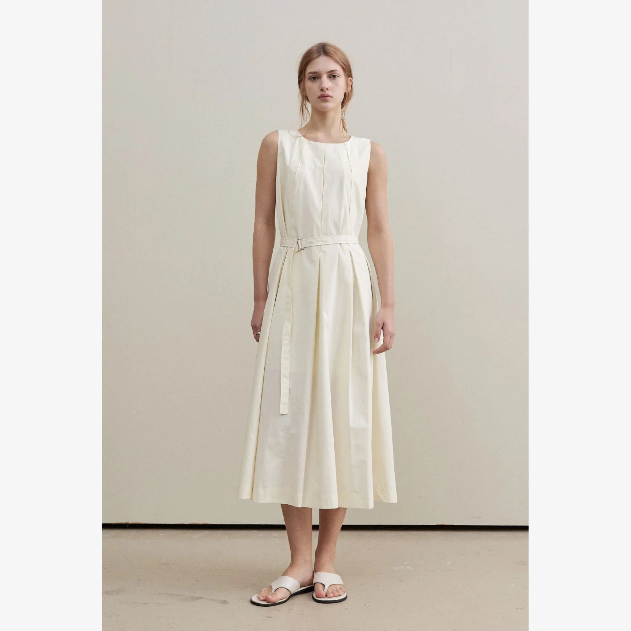 ARTID BOX PLEATED SLEEVELESS DRESS-3