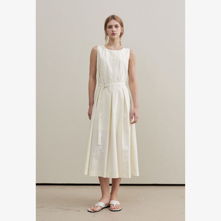 BOX PLEATED SLEEVELESS DRESS