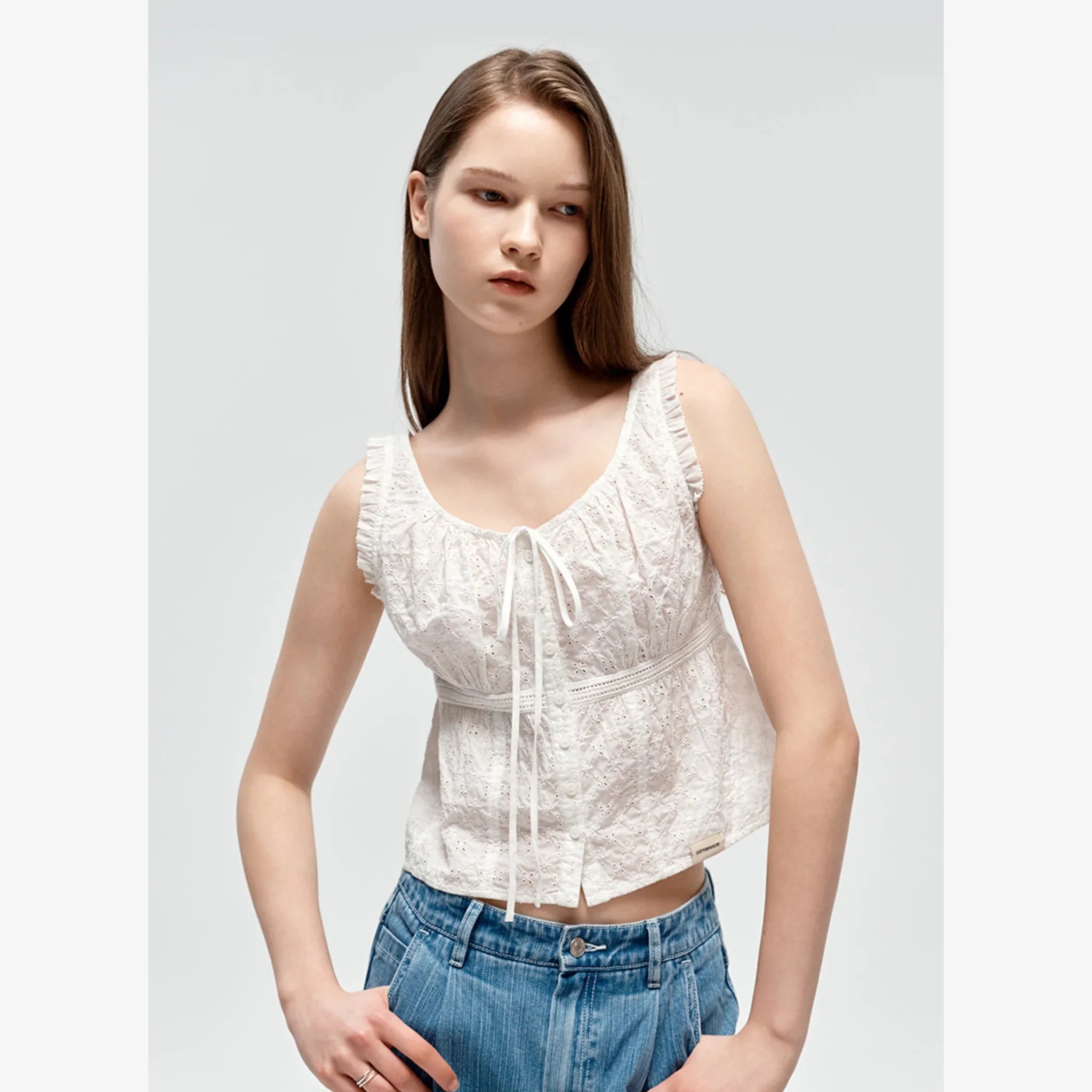 CITYBREEZE LACE SLEEVELESS BLOUSE-3