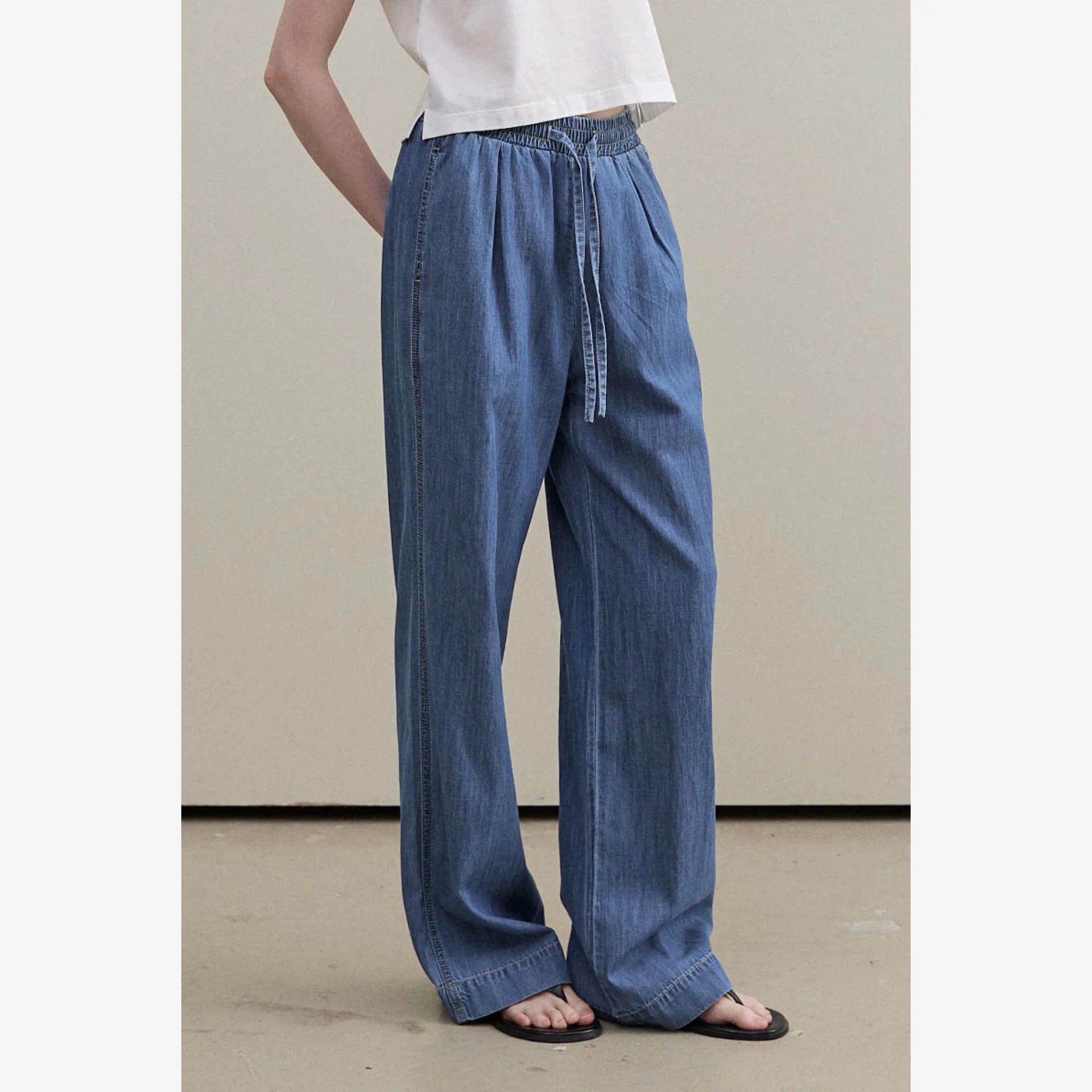 LIGHT TUCK DENIM PANTS-7