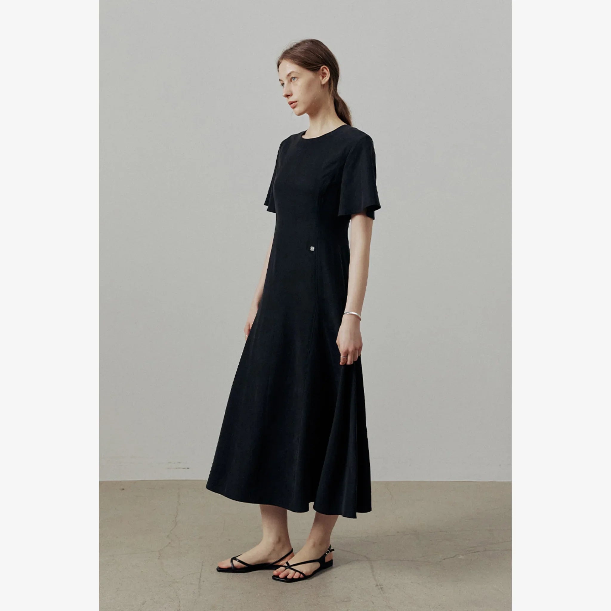 ARTID LINEN FLARE SHORT SLEEVE DRESS-3
