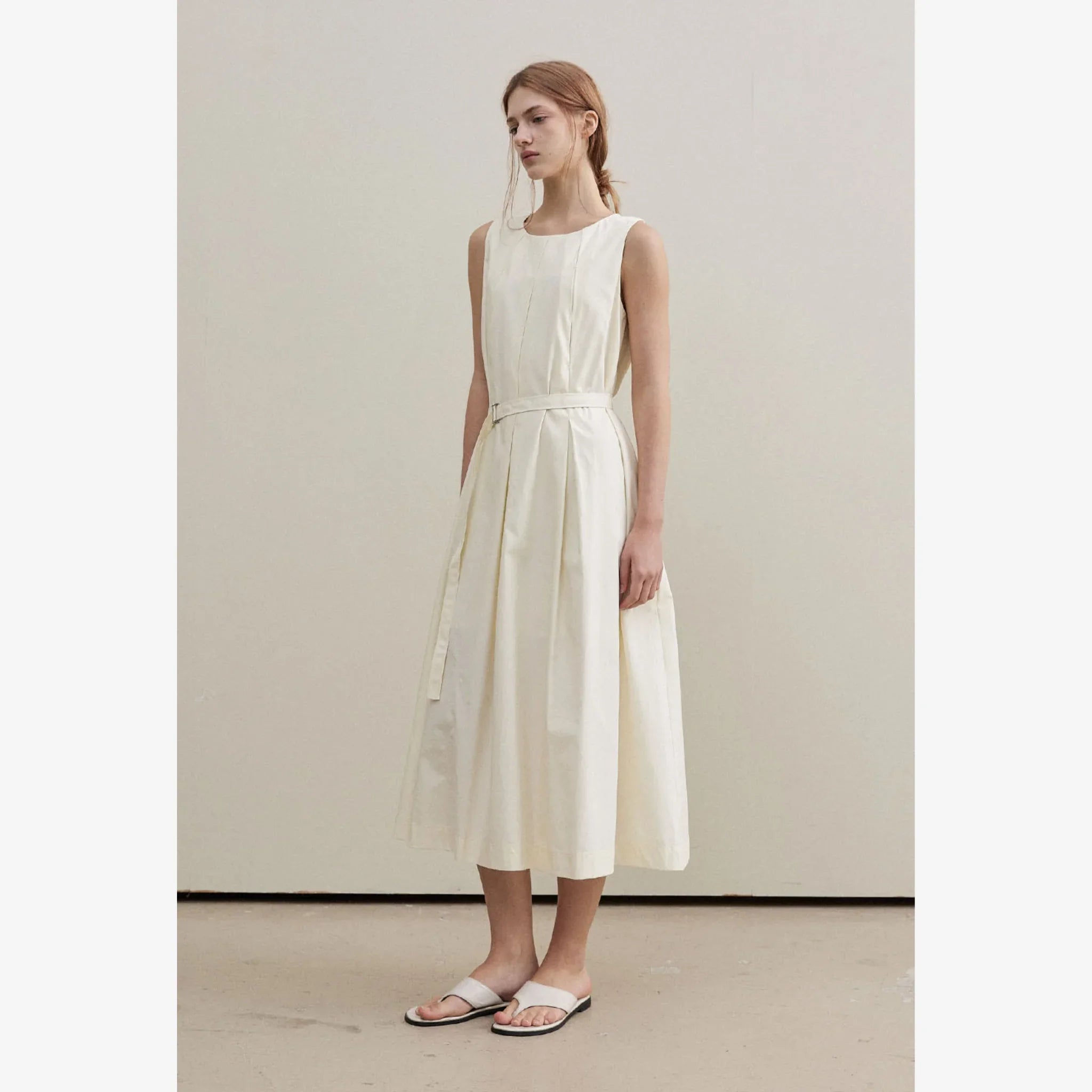 ARTID BOX PLEATED SLEEVELESS DRESS-4