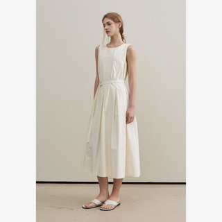 BOX PLEATED SLEEVELESS DRESS