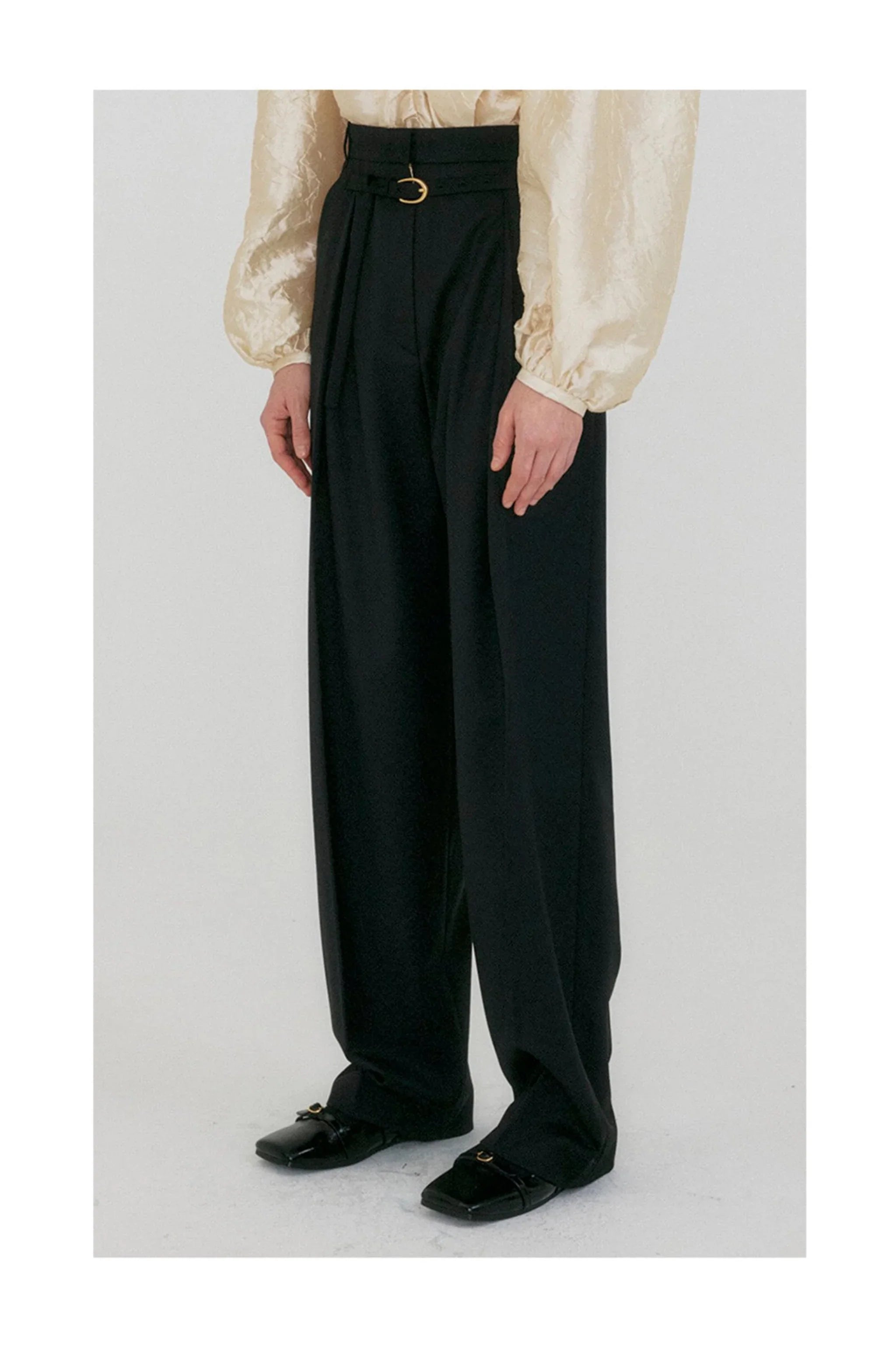 EENK Zette Belted Tuck Pants-4