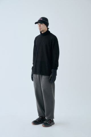 SOHC Cut Out Pocket Balding Fleece Turtleneck